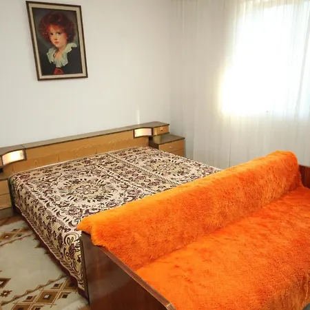 Апартаменты With A Parking Space Valbandon, - 7307 *